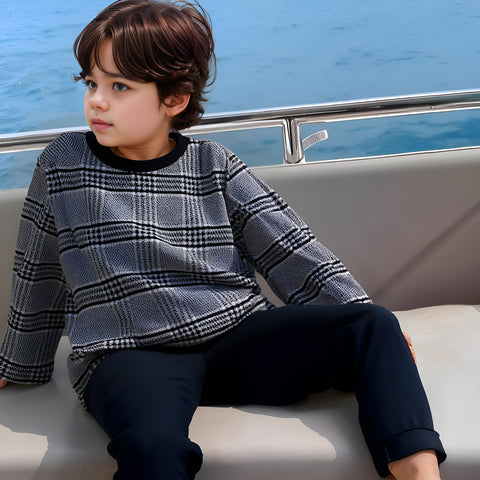 Little London Tee – Classic Check Edition 🕴️