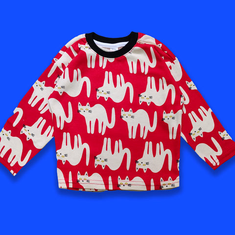 Meow Magic Tee 🐱❤️