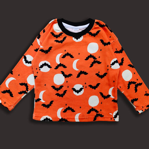 Midnight Bats Tee – Kids Halloween Edition 🎃