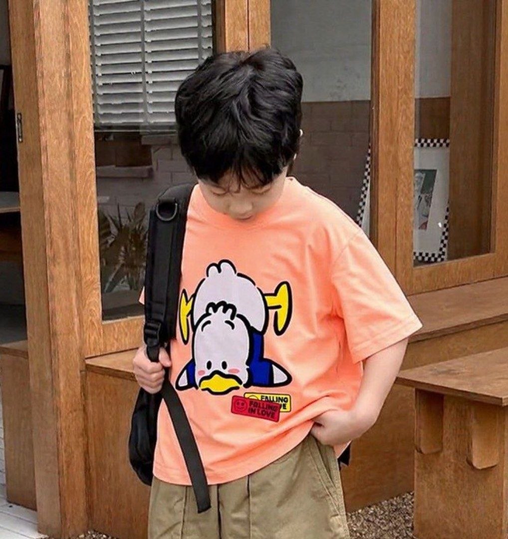 Peachy Duck Falling in Love Tee